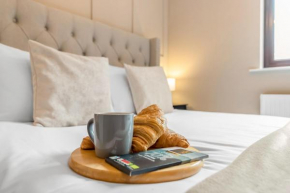 3 Br Kett's Hill Full Kitchen Parking Wifi